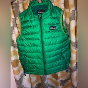 3T green Patagonia vest